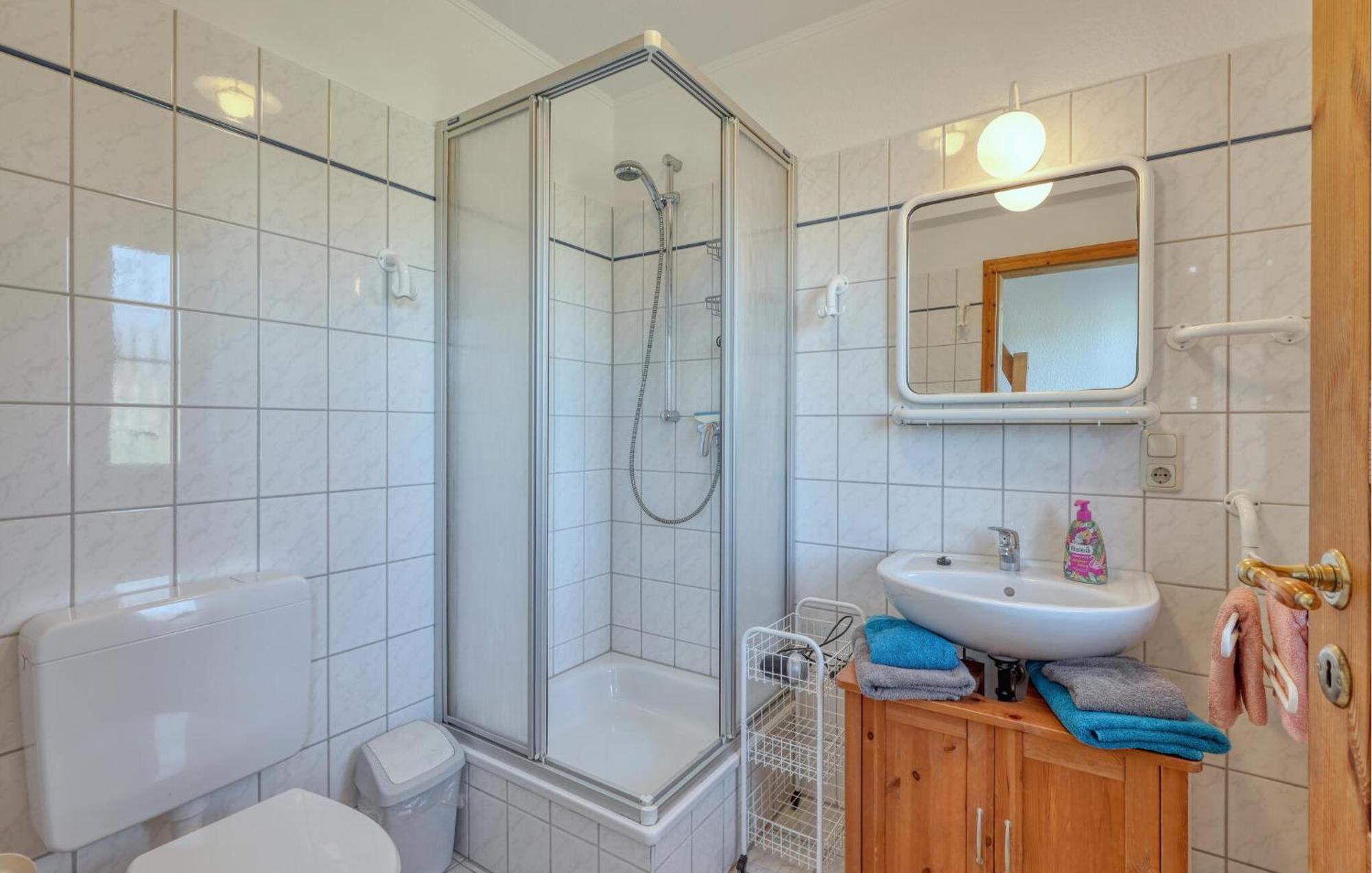 Nice Home In Toenning With Kitchen Εξωτερικό φωτογραφία